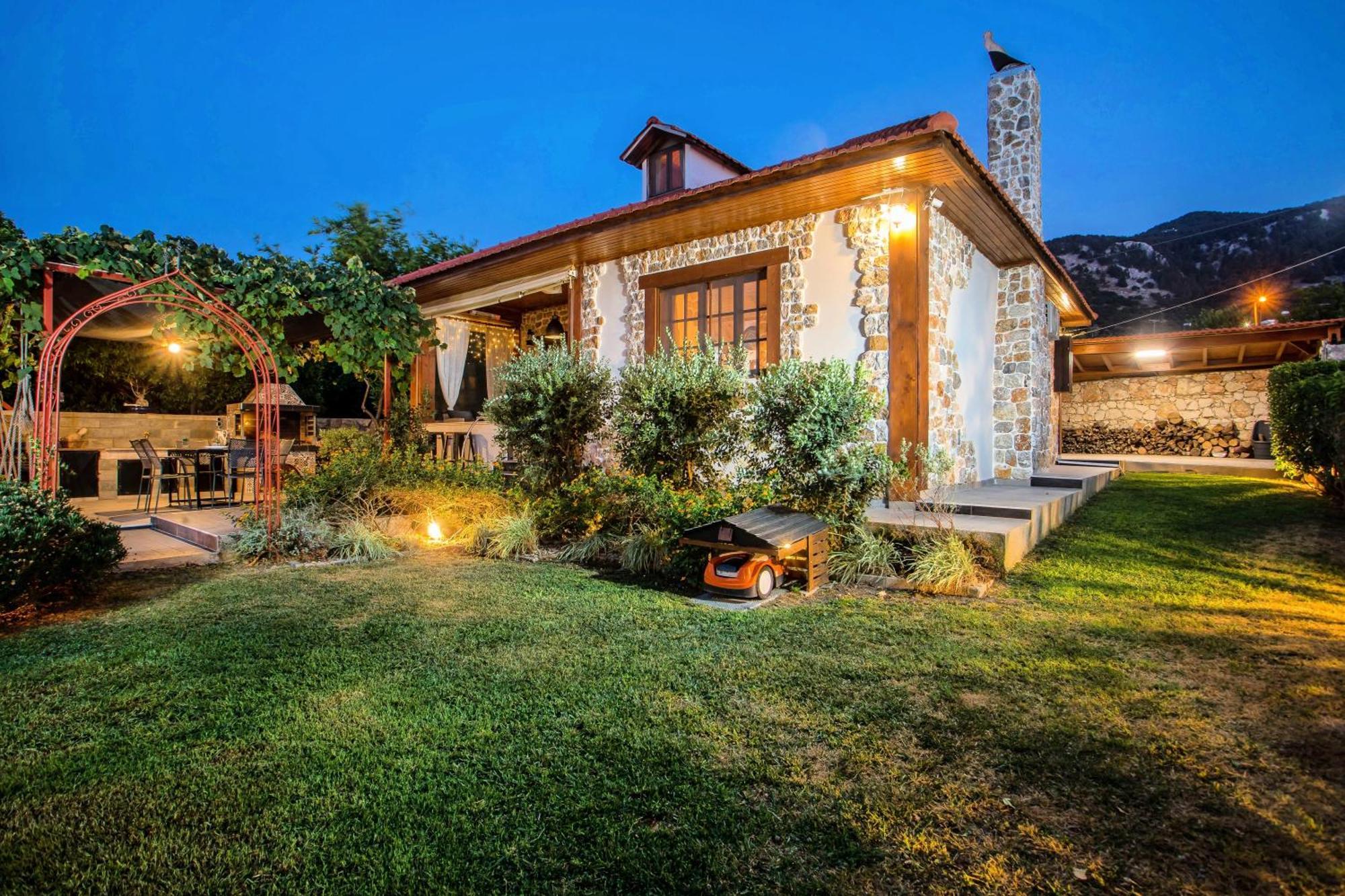 Old Nest House Villa Salakos Exterior photo